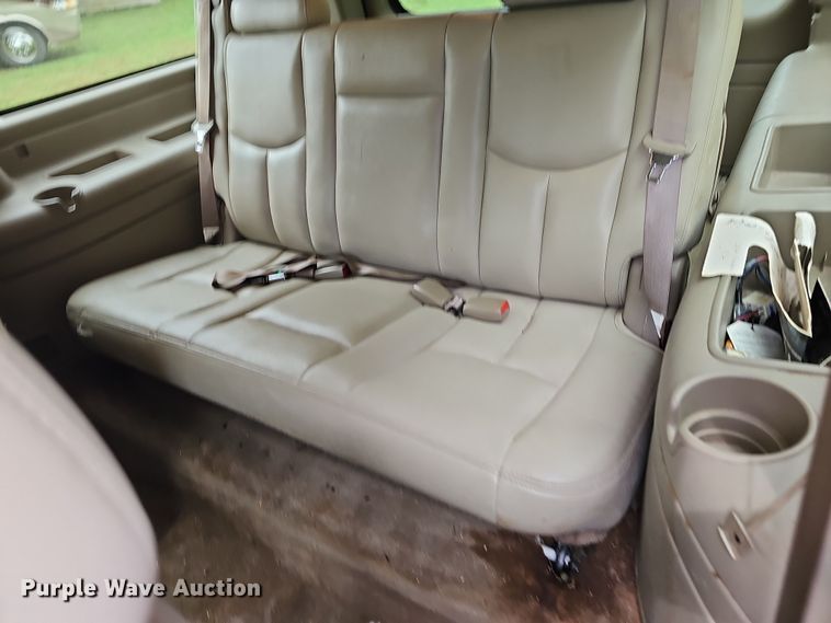 image for item NT9792 2005 GMC Yukon XL  SUV