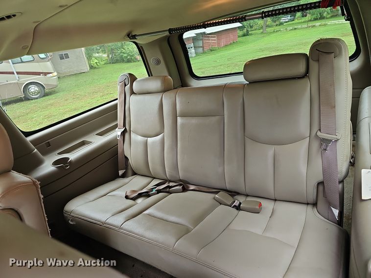 image for item NT9792 2005 GMC Yukon XL  SUV