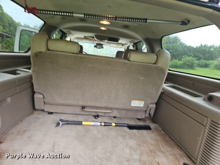 image for item NT9792 2005 GMC Yukon XL  SUV