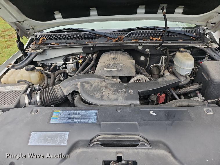 image for item NT9792 2005 GMC Yukon XL  SUV