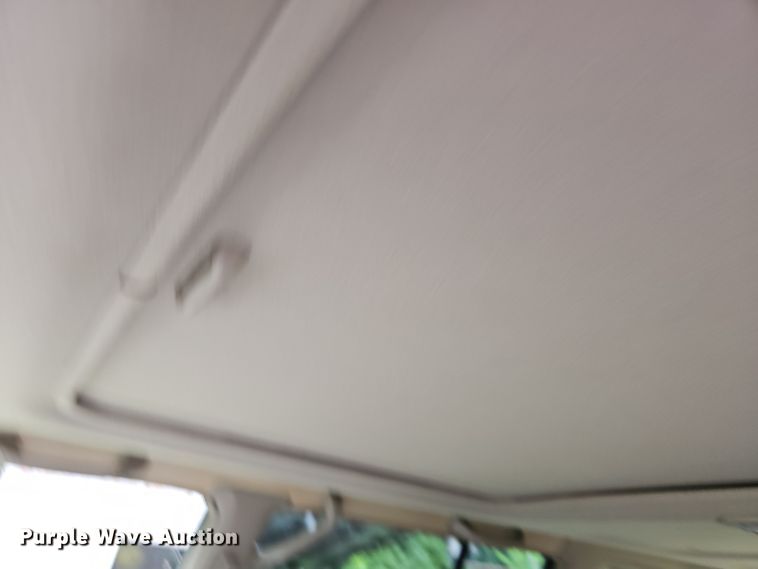 image for item NT9793 2001 Isuzu Trooper  SUV