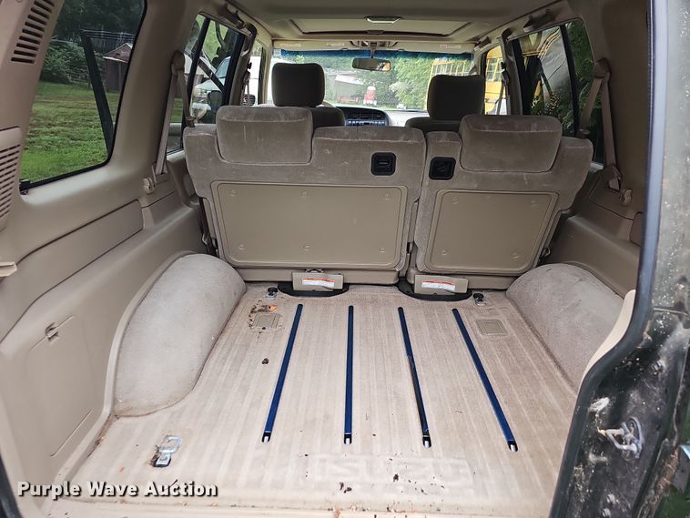 image for item NT9793 2001 Isuzu Trooper  SUV