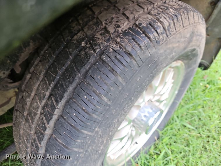 image for item NT9793 2001 Isuzu Trooper  SUV