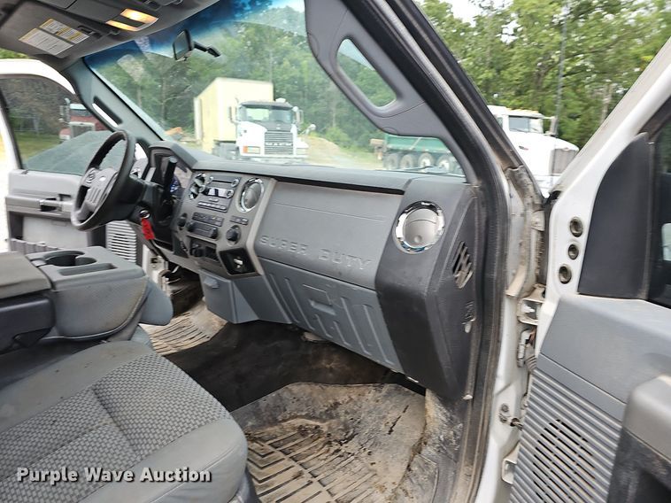 image for item NT9810 2015 Ford F250 Super Duty XLT  SuperCab pickup truck