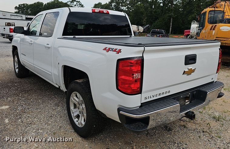 image for item NT9811 2018 Chevrolet Silverado 1500  Crew Cab pickup truck