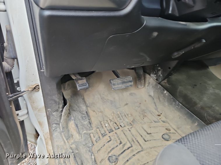 image for item NT9811 2018 Chevrolet Silverado 1500  Crew Cab pickup truck