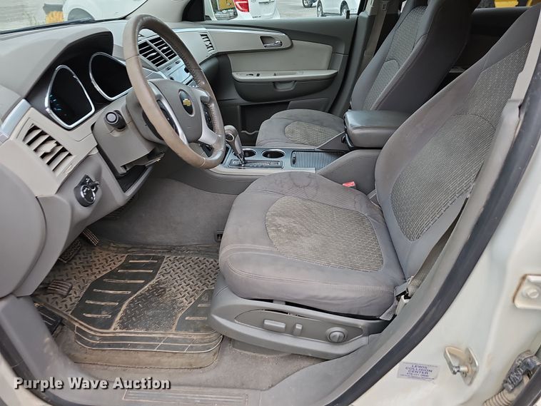 image for item NT9814 2012 Chevrolet Traverse LT  SUV