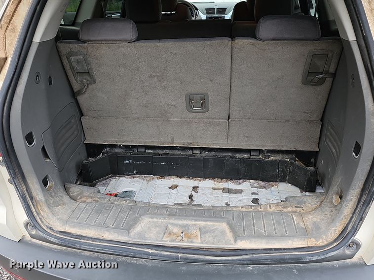 image for item NT9814 2012 Chevrolet Traverse LT  SUV