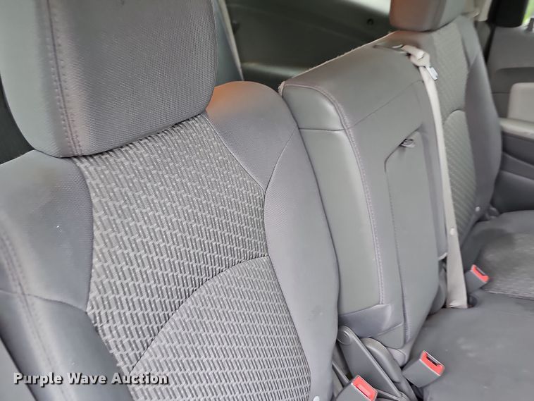 image for item NT9814 2012 Chevrolet Traverse LT  SUV