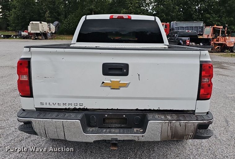 image for item NT9819 2014 Chevrolet Silverado 1500  Crew Cab pickup truck