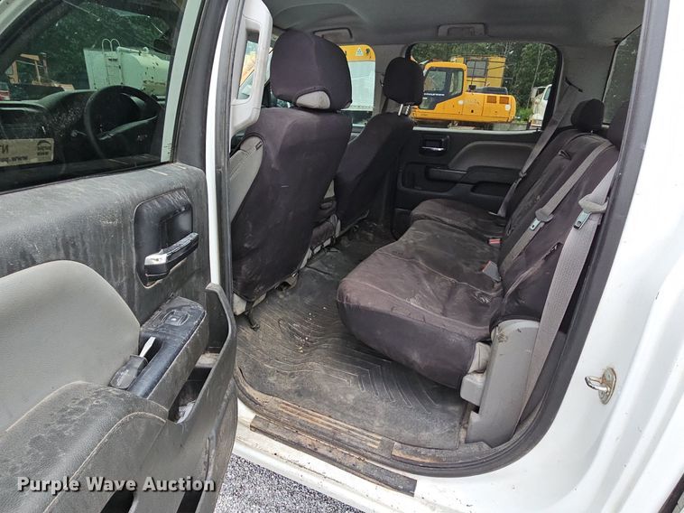 image for item NT9819 2014 Chevrolet Silverado 1500  Crew Cab pickup truck