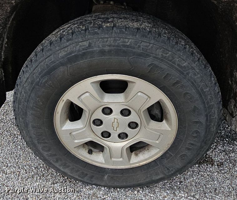 image for item NT9819 2014 Chevrolet Silverado 1500  Crew Cab pickup truck