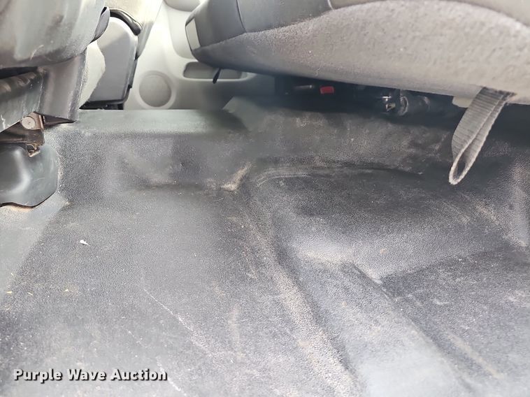 image for item NT9885 2013 GMC Sierra 2500HD  Ext. Cab pickup truck