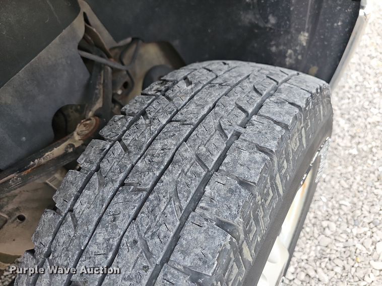 image for item NT9885 2013 GMC Sierra 2500HD  Ext. Cab pickup truck