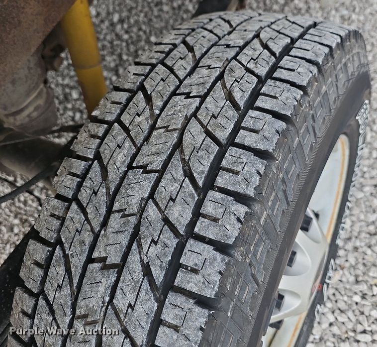 image for item NT9885 2013 GMC Sierra 2500HD  Ext. Cab pickup truck