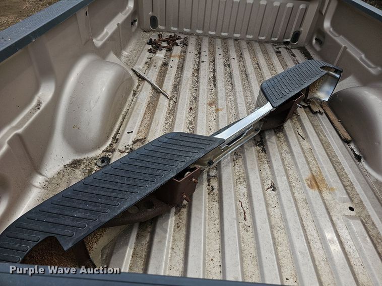 image for item NU9067 Ford F250  pickup truck bed