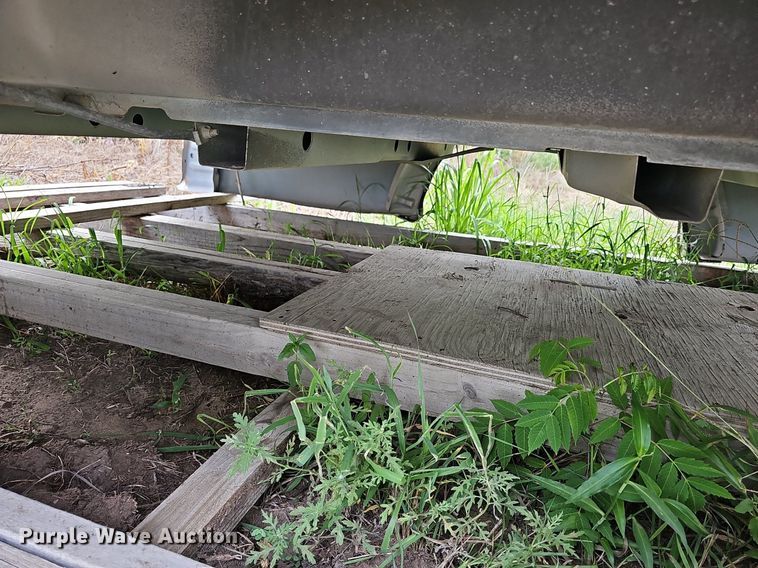 image for item NU9067 Ford F250  pickup truck bed