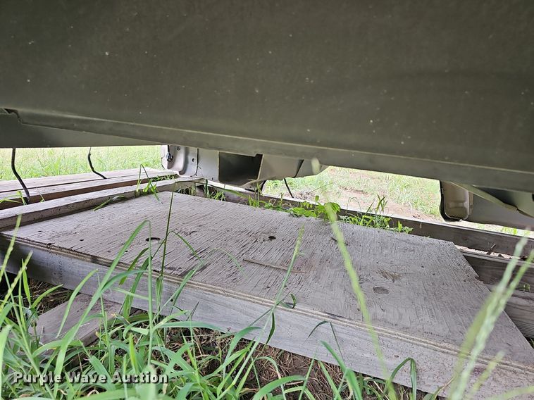 image for item NU9067 Ford F250  pickup truck bed