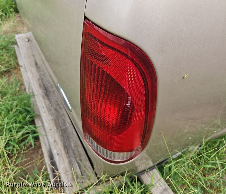 image for item NU9067 Ford F250  pickup truck bed