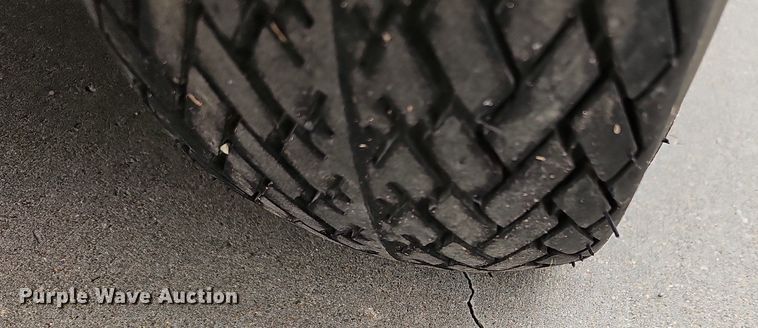 image for item NU9084 Yamaha Electric  golf cart