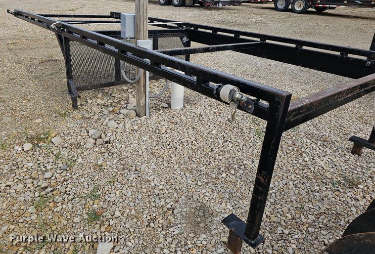 image for item NU9085 (2) ladder rack