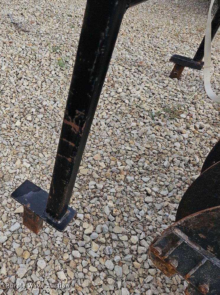 image for item NU9085 (2) ladder rack