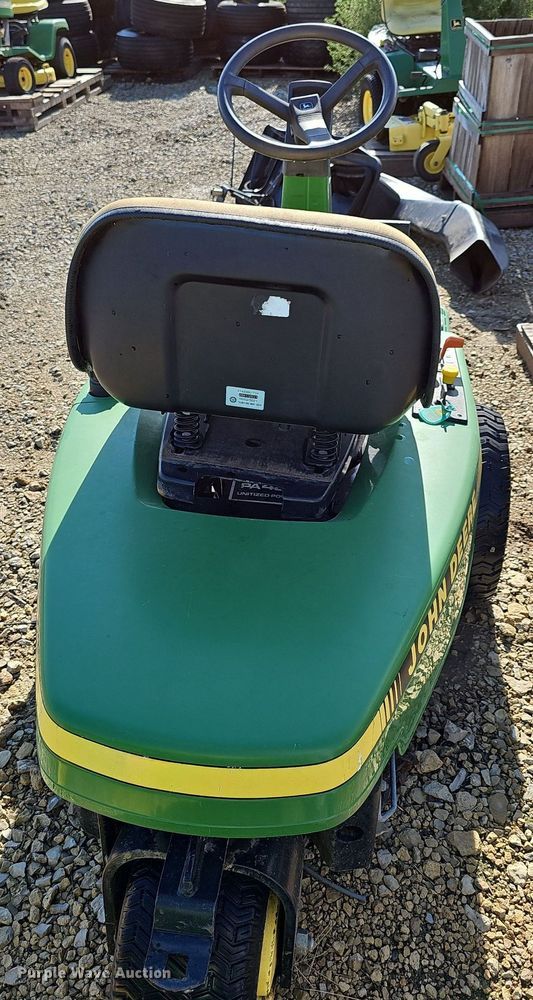 image for item NU9111 John Deere F510  lawn mower