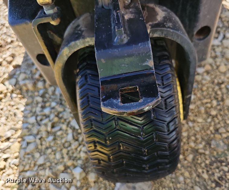 image for item NU9111 John Deere F510  lawn mower