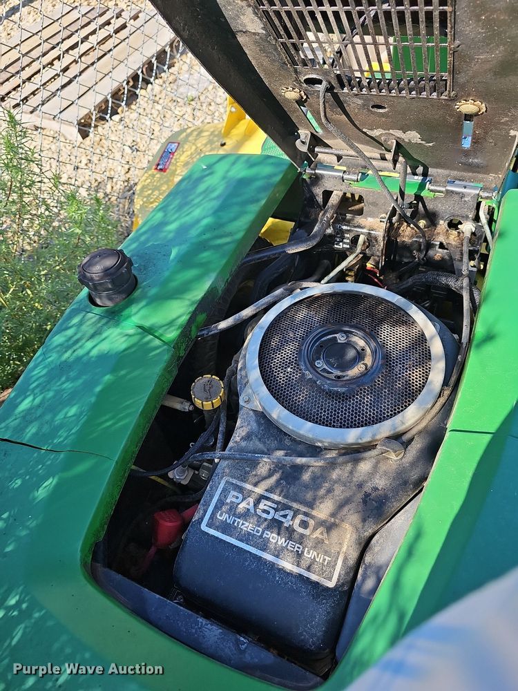 image for item NU9112 (2) John Deere F525 lawn mowers