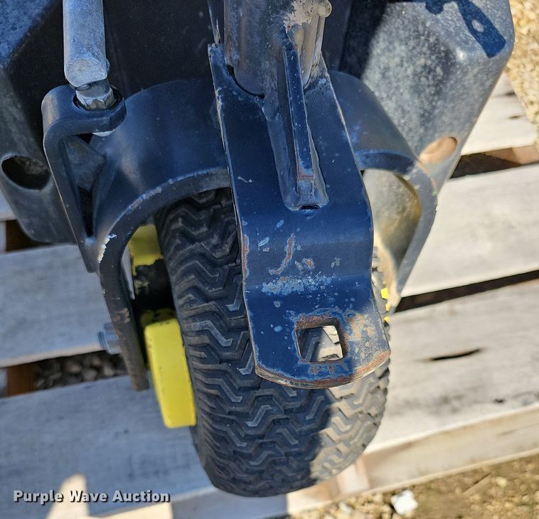 image for item NU9112 (2) John Deere F525 lawn mowers