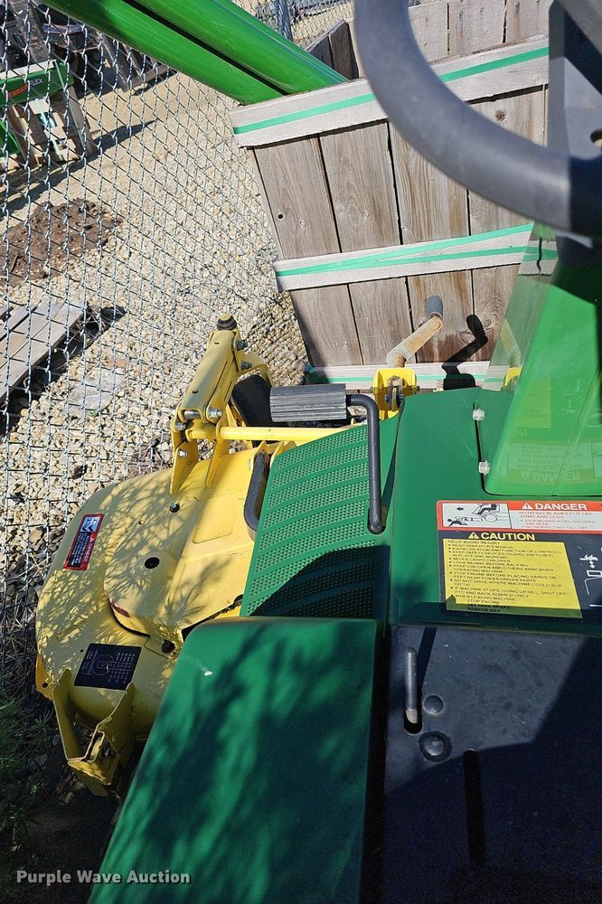 image for item NU9112 (2) John Deere F525 lawn mowers