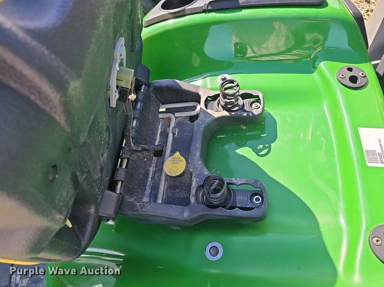 image for item NU9114 John Deere X500  lawn mower
