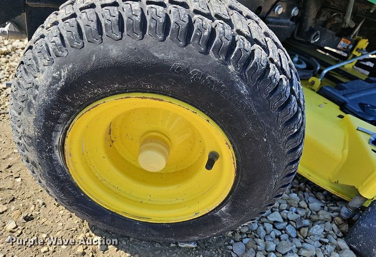 image for item NU9114 John Deere X500  lawn mower