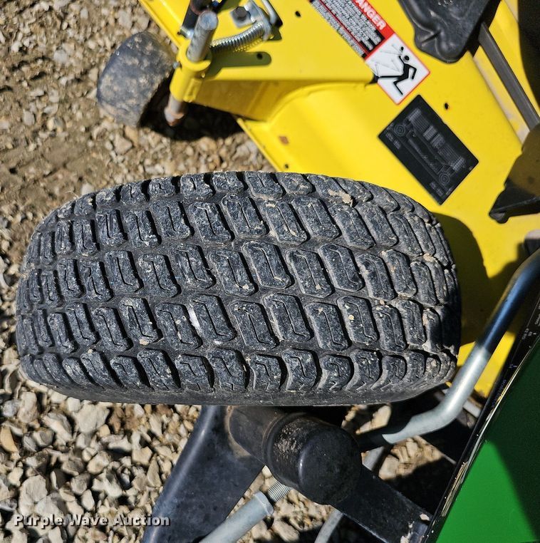 image for item NU9114 John Deere X500  lawn mower