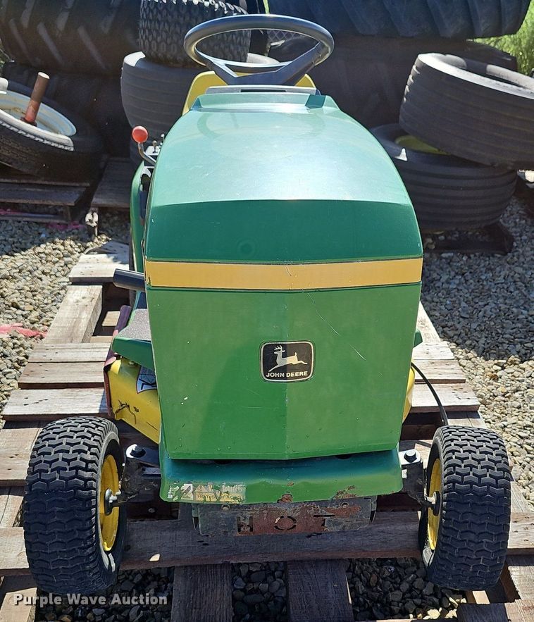 image for item NU9115 John Deere STX30  lawn mower