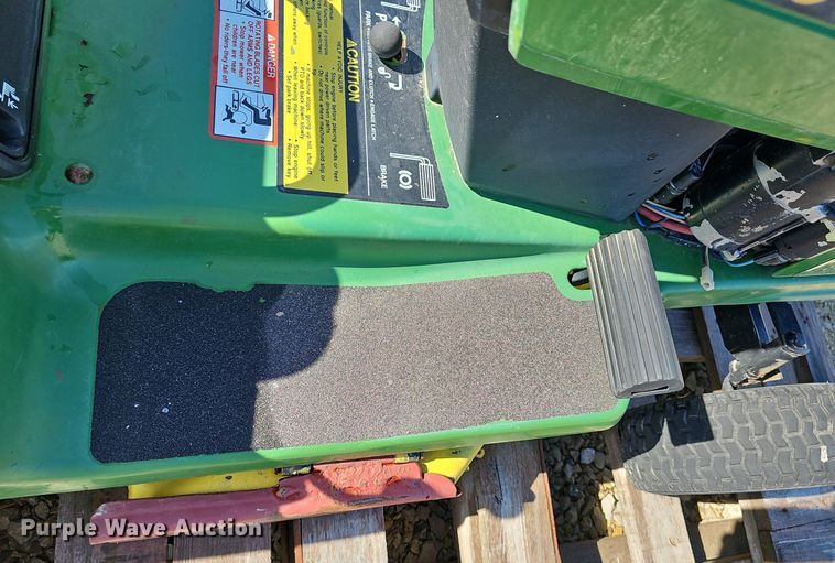 image for item NU9115 John Deere STX30  lawn mower