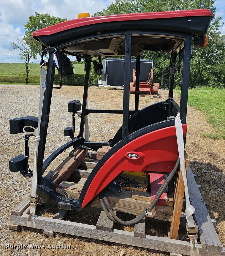 image for item NU9135 Toro  enclosed cab