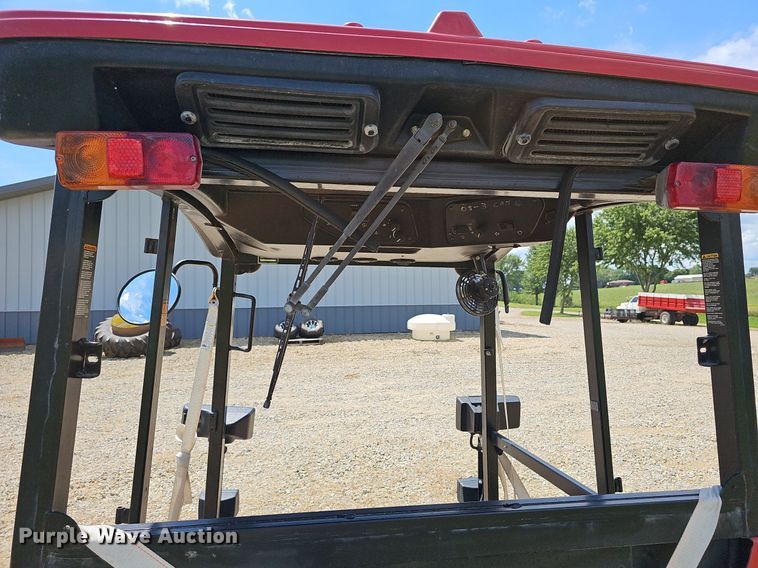 image for item NU9135 Toro  enclosed cab