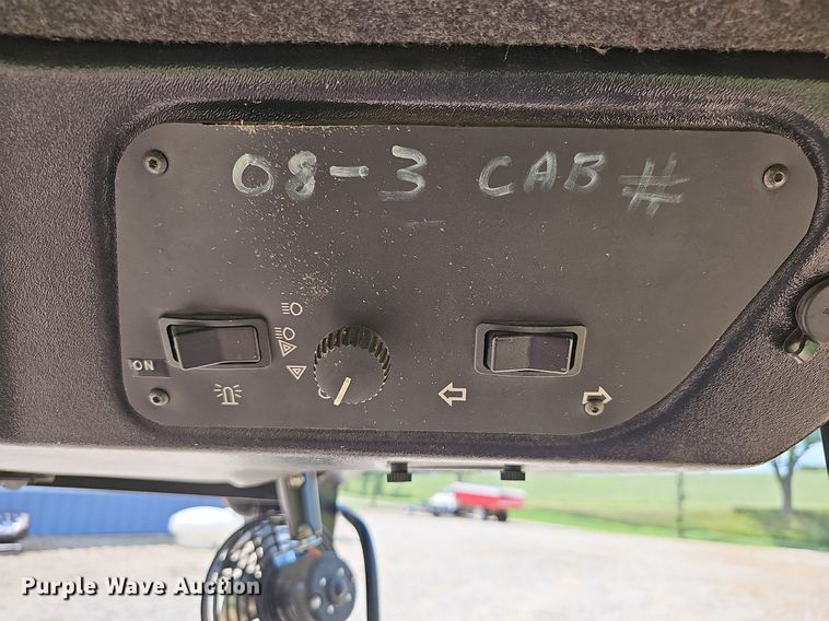 image for item NU9135 Toro  enclosed cab