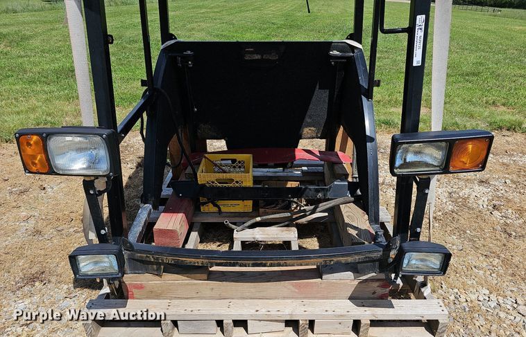 image for item NU9135 Toro  enclosed cab