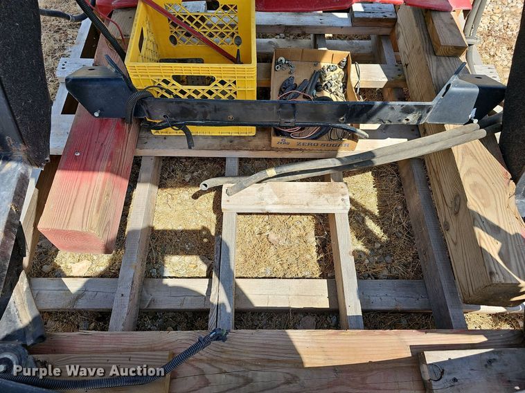 image for item NU9135 Toro  enclosed cab