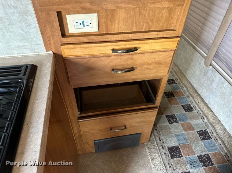 image for item NY9249 2007 Fleetwood Terra LX  RV