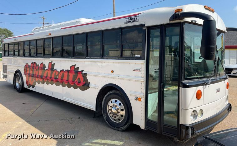 image for item NY9556 2009 Thomas Built Saf-T-Liner  bus