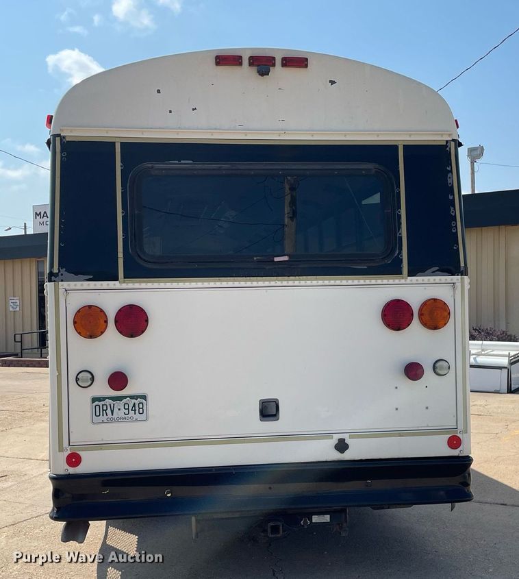 image for item NY9556 2009 Thomas Built Saf-T-Liner  bus