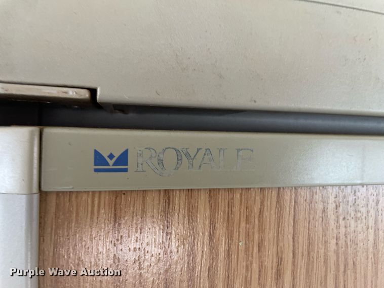 image for item NY9556 2009 Thomas Built Saf-T-Liner  bus