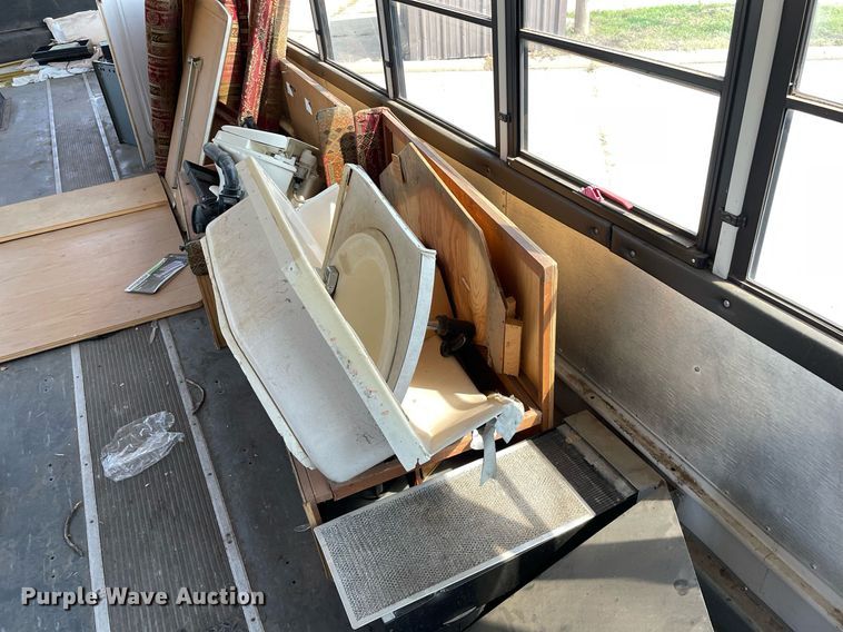 image for item NY9556 2009 Thomas Built Saf-T-Liner  bus