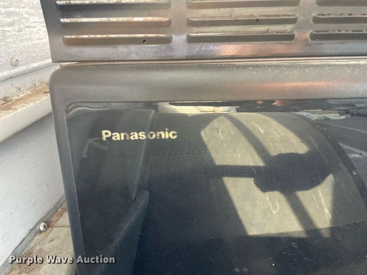 image for item NY9556 2009 Thomas Built Saf-T-Liner  bus