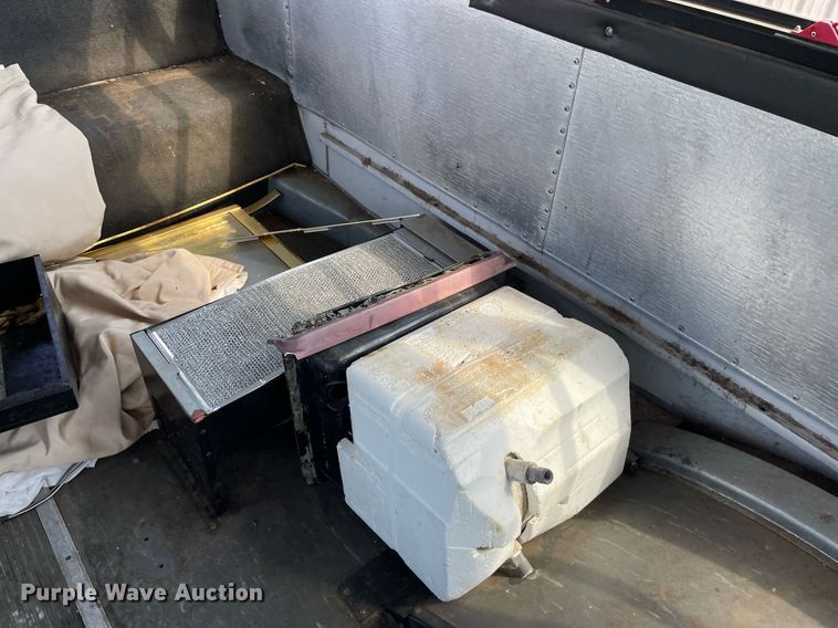 image for item NY9556 2009 Thomas Built Saf-T-Liner  bus