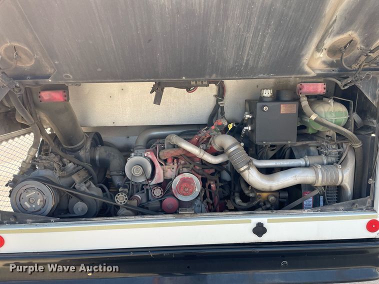 image for item NY9556 2009 Thomas Built Saf-T-Liner  bus