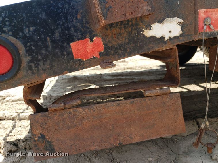 image for item OB9735 2008 PJ  equipment trailer